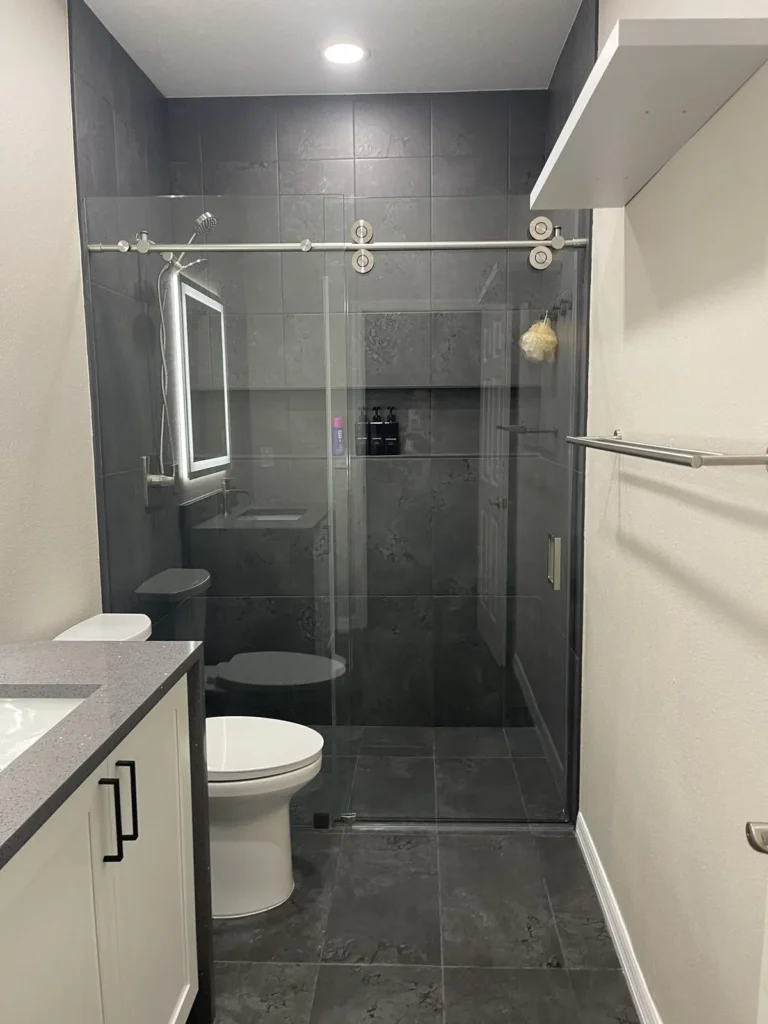 Full-width shower niche in South Tampa